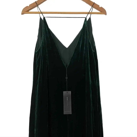 NWT BCBGMAXAZRIA MALLORY GOWN TANK FRONT SLIT VELVET DRESS  MSRP $398 - Picture 5 of 5
